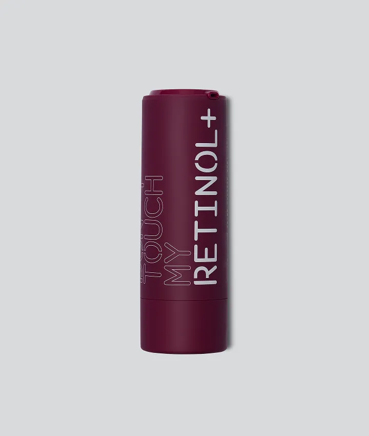 Ретинол разрушается от света и воды и часто вызывает раздражения. В сыворотке мы используем технологию инкапсулирования — активные молекулы «запечатываются» в капсулы, поэтому средство хранится дольше, глубже проникает и действует мягче.